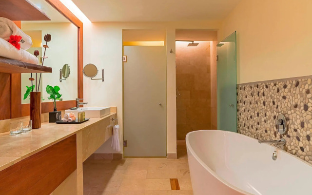 The Westin Reserva Conchal, an All-Inclusive Golf Resort & Spa