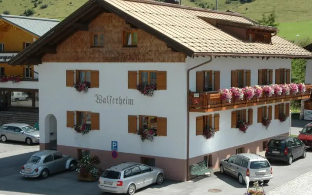 Pension Walserheim