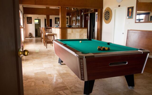 Jungle Emerald Rock Luxury Villa