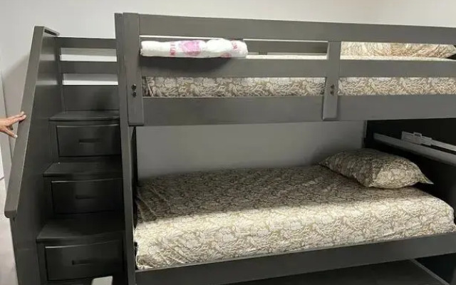Airport Guest Suites