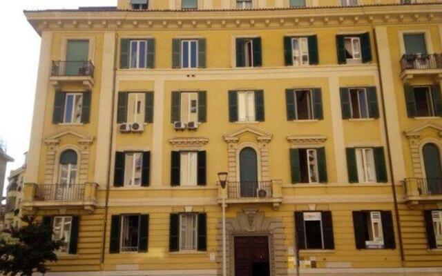 The Right Place - Guest House