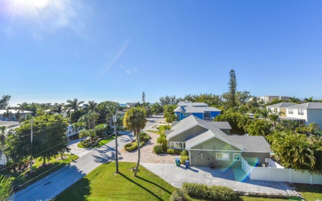 Beachbreeze Apartment 6