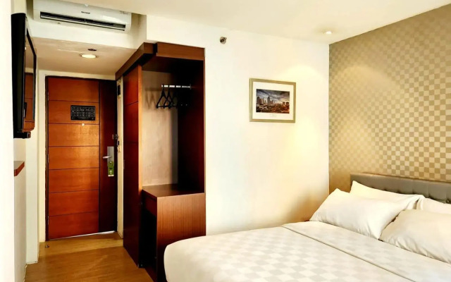 M Hotel Jakarta