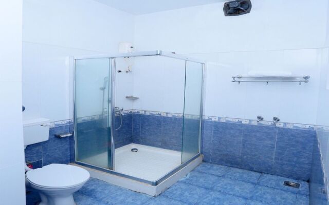 OYO Home 26153 Traditional Stay Near International Airport