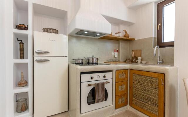 White Luxurious Apartments II