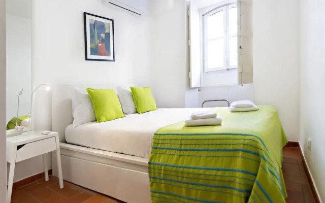 Yellow Stripe in Tavira