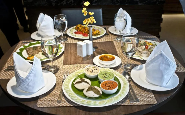 Monotel Luxury Business Hotel