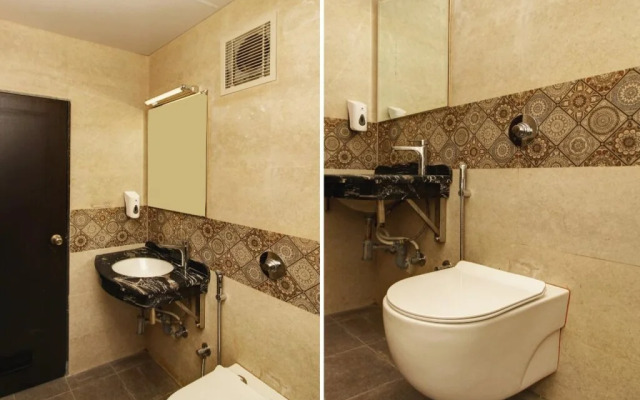 Capital O 71843 Grand Sindhura