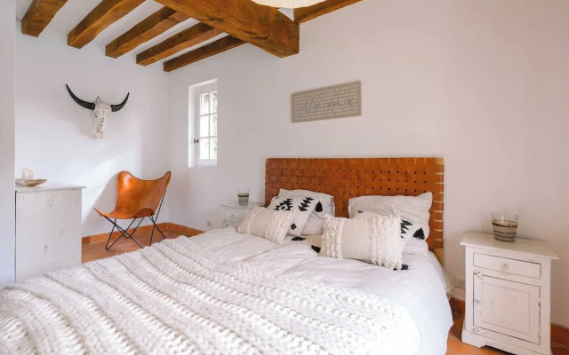 Norman House 160m2 With Pool at the Hippodrome