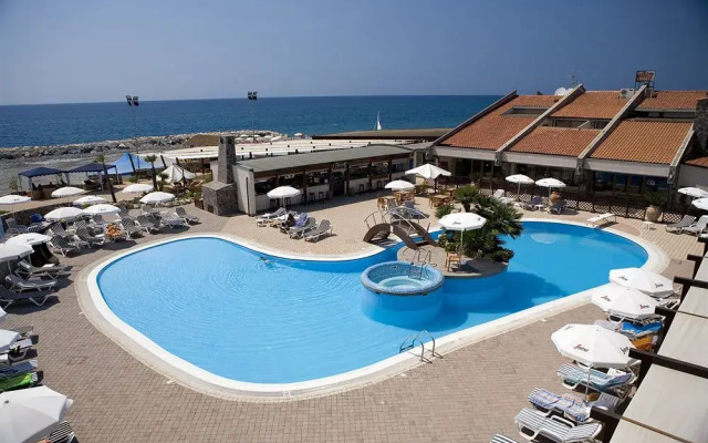 Le Mandrelle Beach Resort