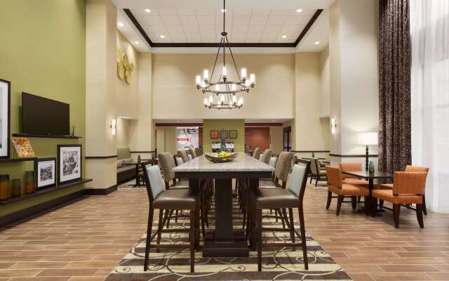 Hampton Inn & Suites Niles/Warren