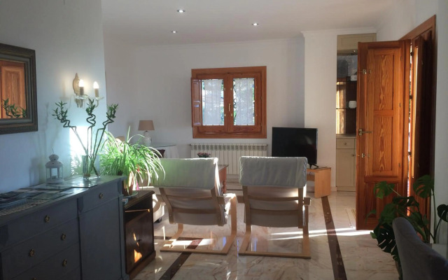 Bonita casa en Barrio de Monachil