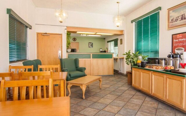 High Desert Inn