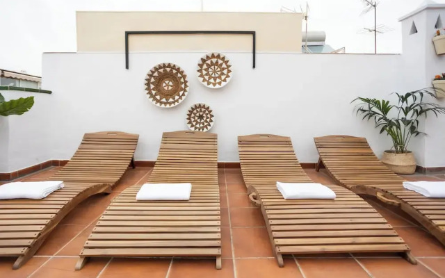 Naim Guest House Nerja