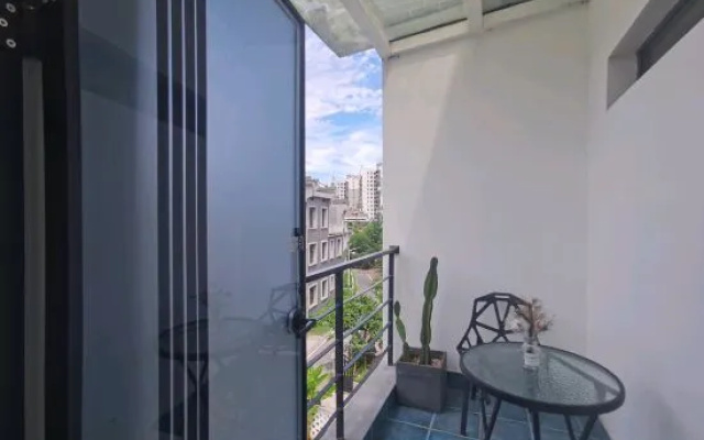 Yunxixiaozhu – Balcony – Chenzhou