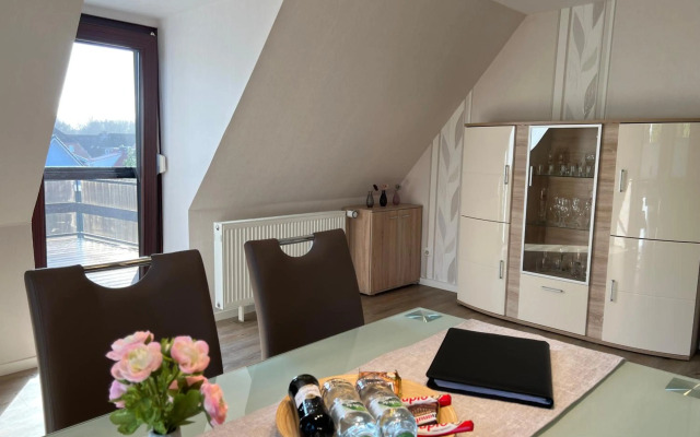 Peedy's luxuriöse 60m² Wohnung mit Balkonterrasse