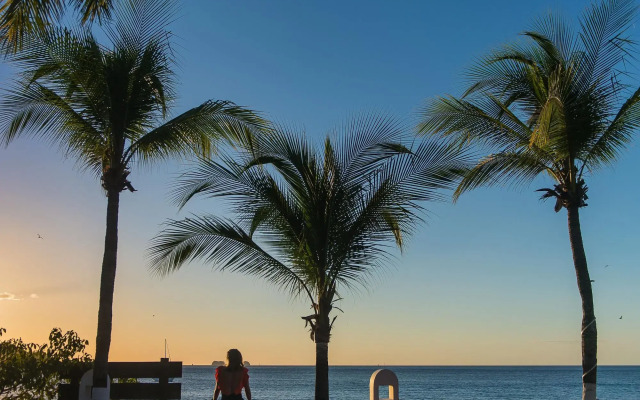 Bahia del Sol Beach Front Boutique Hotel