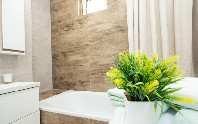 Aparttic on Litovsky Val 49A street