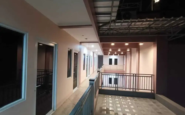 Karana Guesthouse Syariah Bandung & Luang Cafe