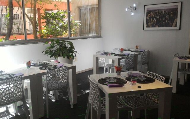 Le President Hotel