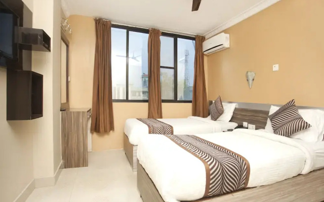 OYO 343 Pop Life Hotel