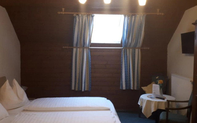 Pension Kreuzinger, 5310 Tiefgraben