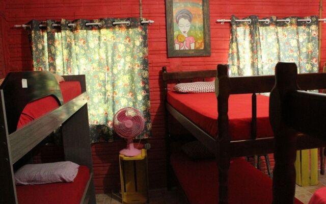 Hostel CasAmarEla