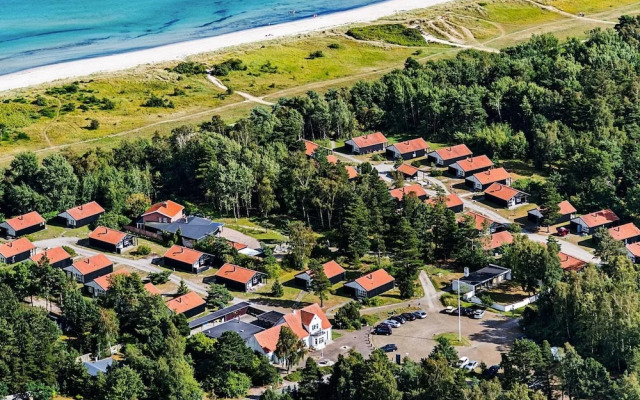6 Person Holiday Home in Vaeggerlose