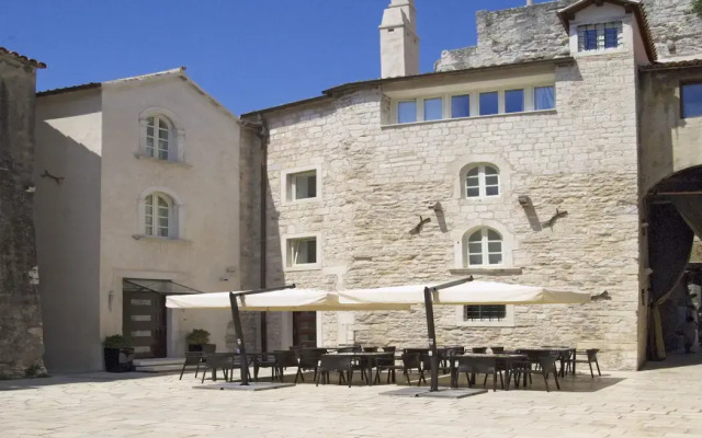Hotel Vestibul Palace