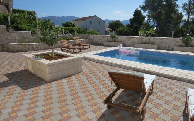 Holiday house Sandra - with swimming pool Lumbarda, Island Korcula
