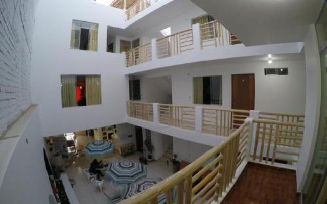 Paracas Backpackers House