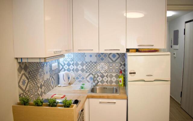 Alkyon Perea Apartments