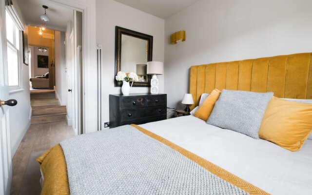 Elegant 1BR Flat in Marylebone