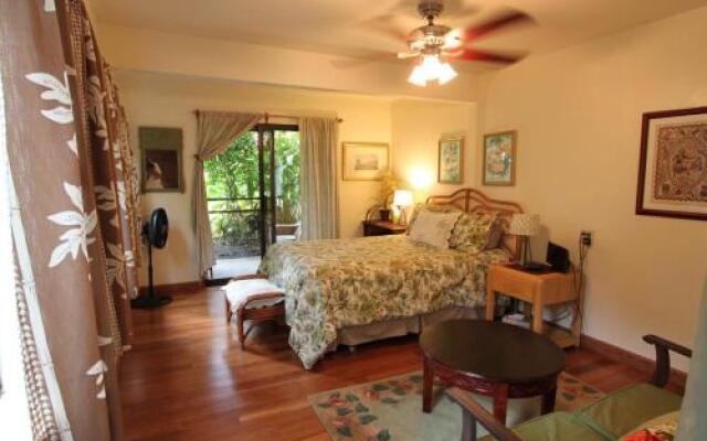 Hawaiian Oasis Bed & Breakfast