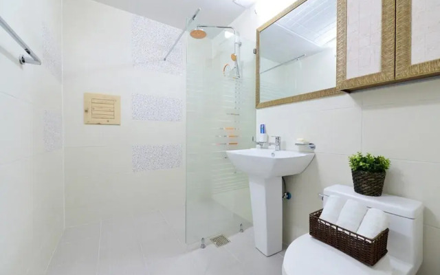 Arirang Hill Hotel & Resort