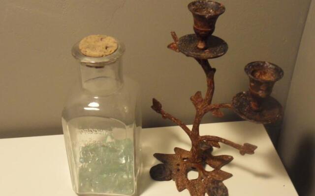 Alice et Marie au Pays du Louvre