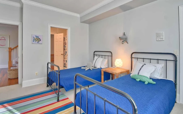 Puffins South - 7 Br Home