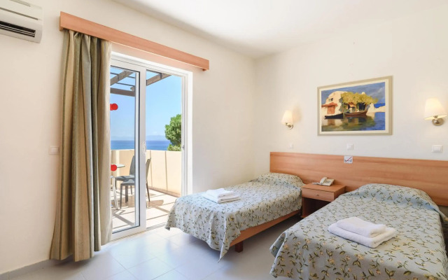 Matina Pefkos ApartHotel