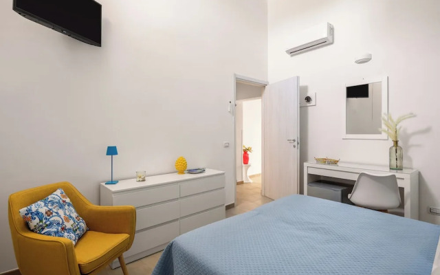 Madre Terra Airport Rooms and Suites