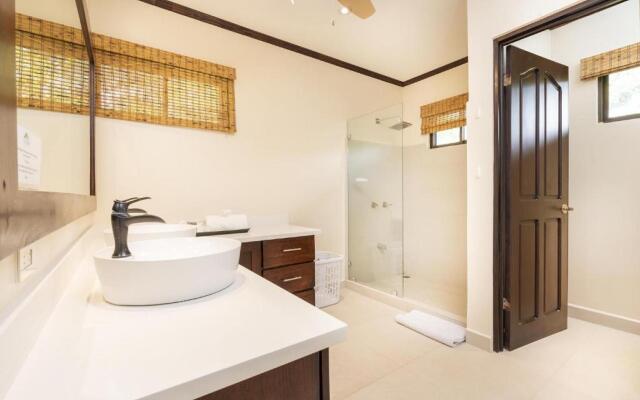Catalina Cove 3- Spacious 6 Bedroom Loft Home