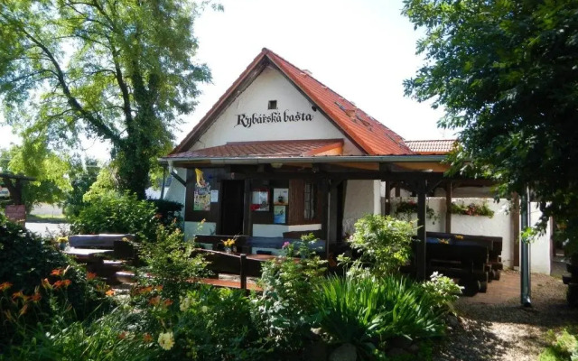 Rybářská bašta Vikletice