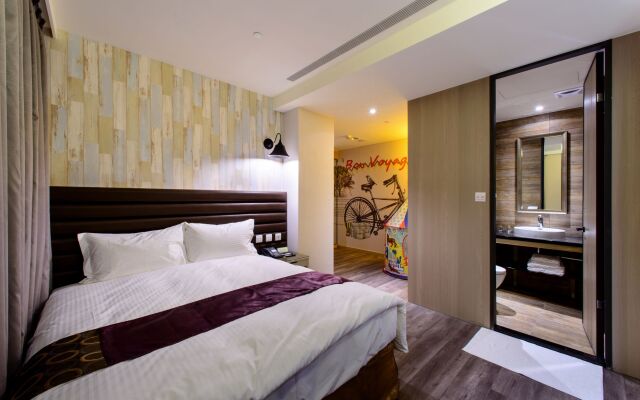 Stay Hotel - Taichung Zhongqing