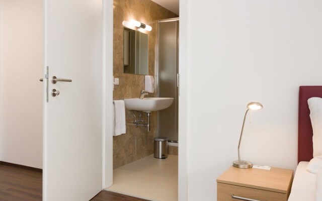 DMG Apartments Hotel