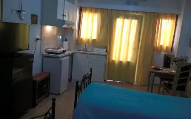 Elegant Villa Liakos