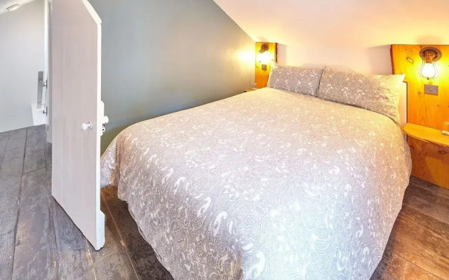 White Cottage