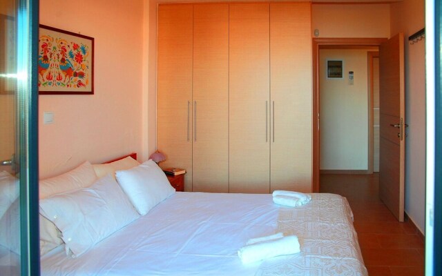 Comfartable 1 Bedroom Flat with Garden near Beach