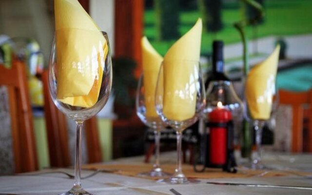 Bajor Panzio Aparthotel Restaurant - Adults Only