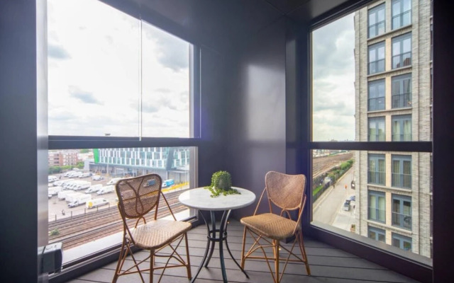 Manhattan Loft Inspired 2 Bed