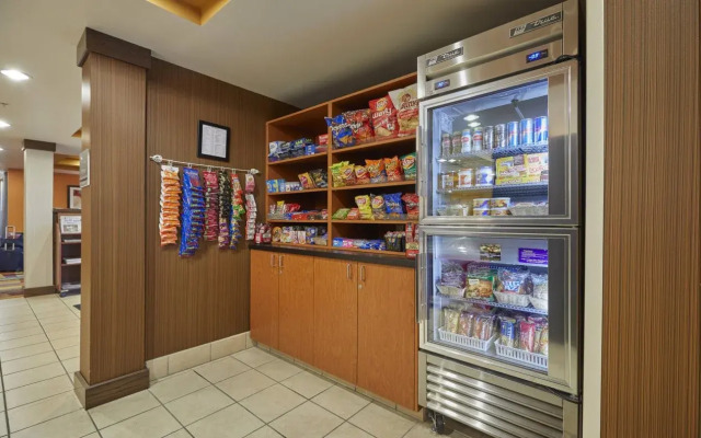 Fairfield Inn & Suites Burlington