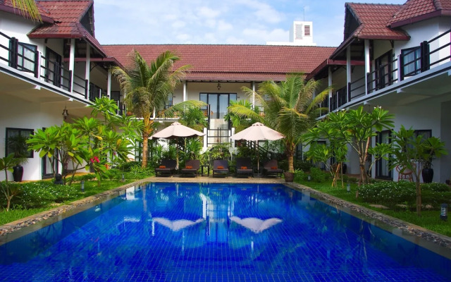 SR Sofia Villa Hotel